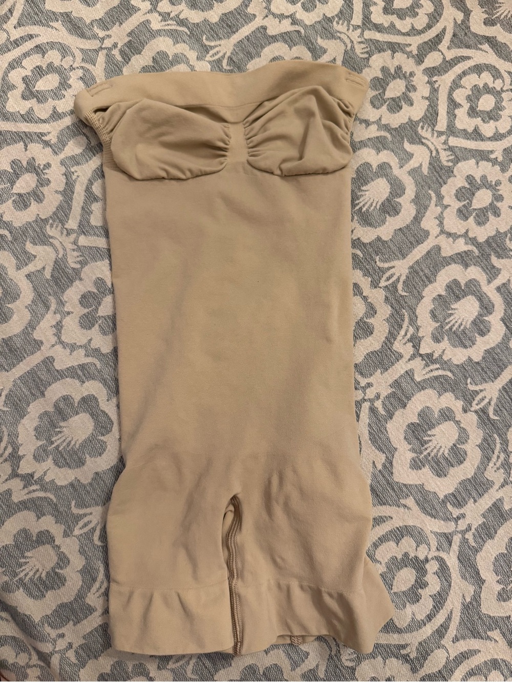 SKIMS Seamless Sculpt Strapless Shortie Bodysuit
